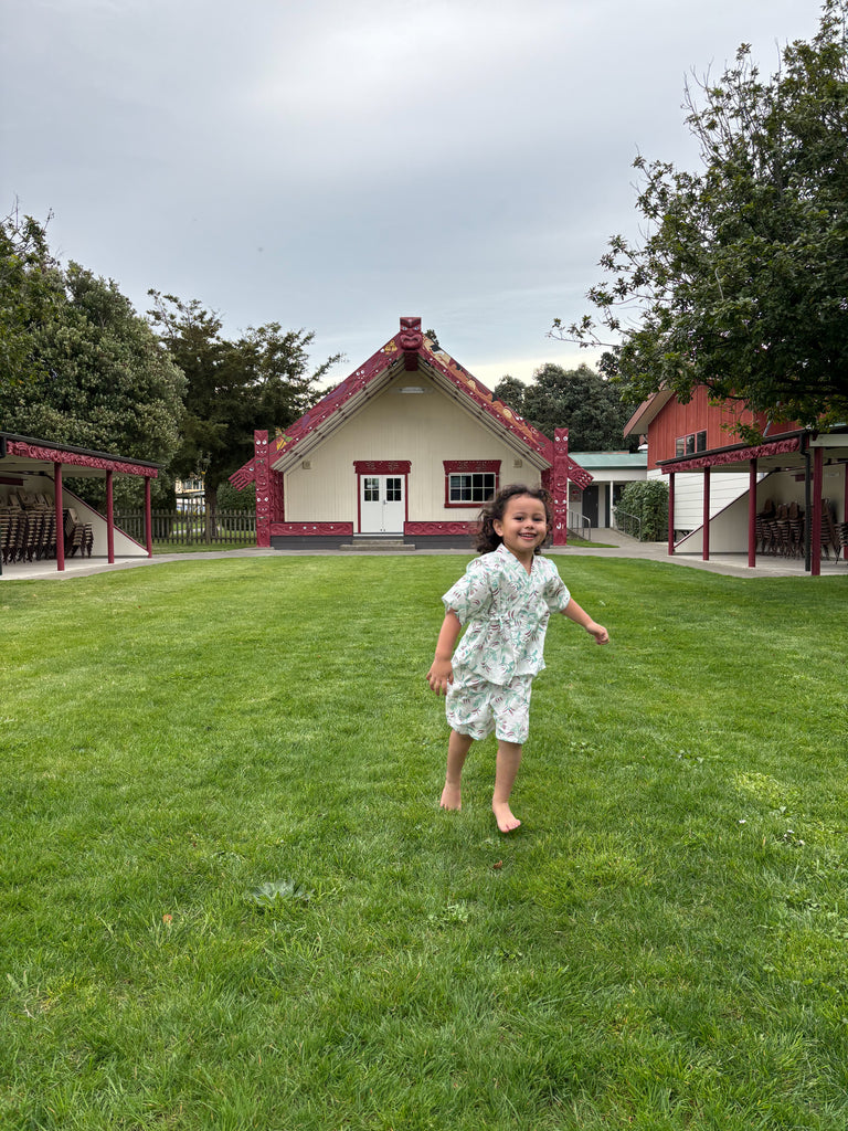 Ngutukākā  Ma Kimono Shorts